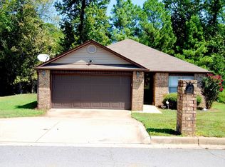 42 Bracey Cir, Little Rock, AR 72204