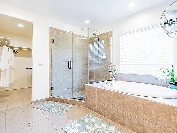 12557 Maui Way — Photo 12