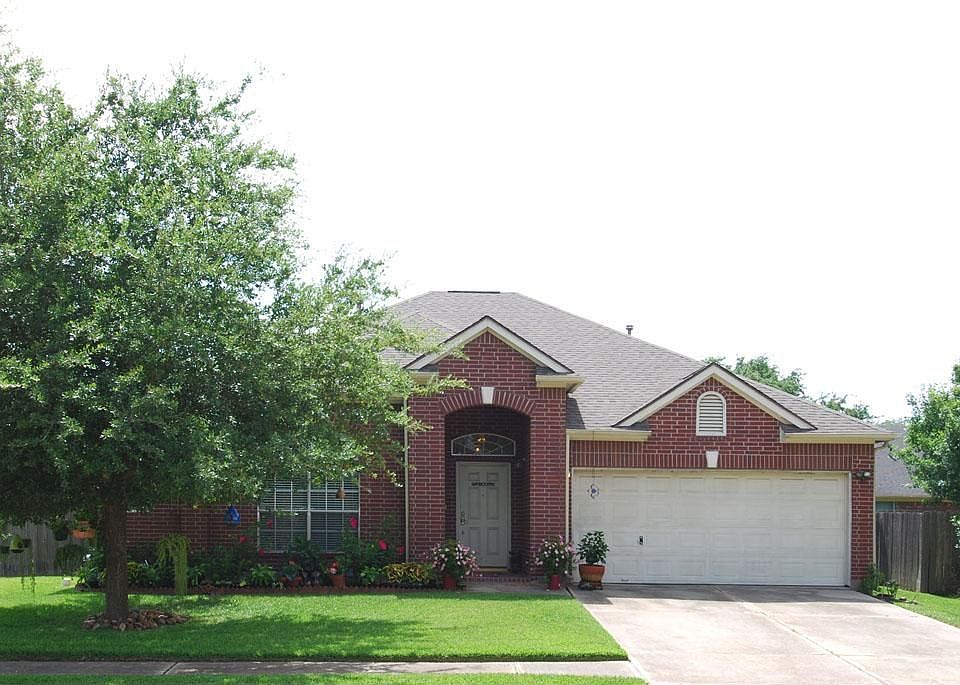 1st image of 3916 Ashwood Dr