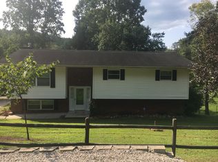 465 McCloud Rd, Scott Depot, WV 25560