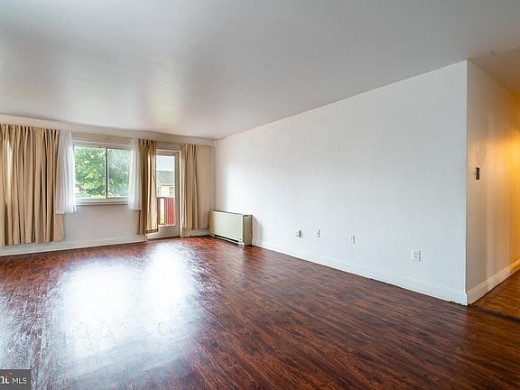3rd image of 1830 Columbia Pike APT 113