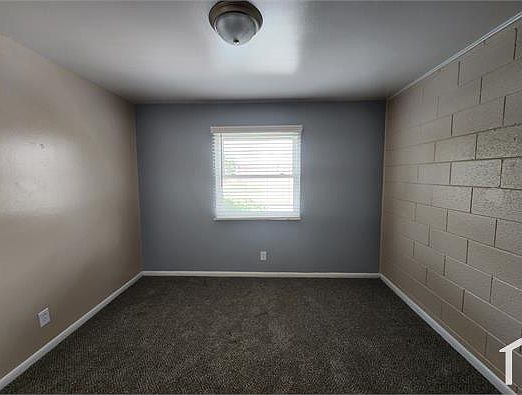 4th image of 4521 E Washington St #4530-D5