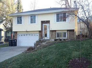 12961 Grand Ave, Omaha, NE 68164