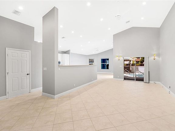 5th image of 2531 Okeechobee Lane