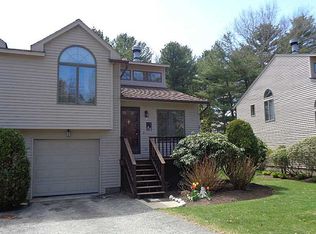 80 Cardinal Dr, North Kingstown, RI 02852