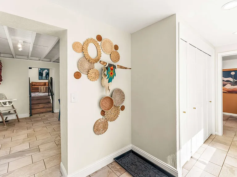 4602 Fountain Ave — Photo 12