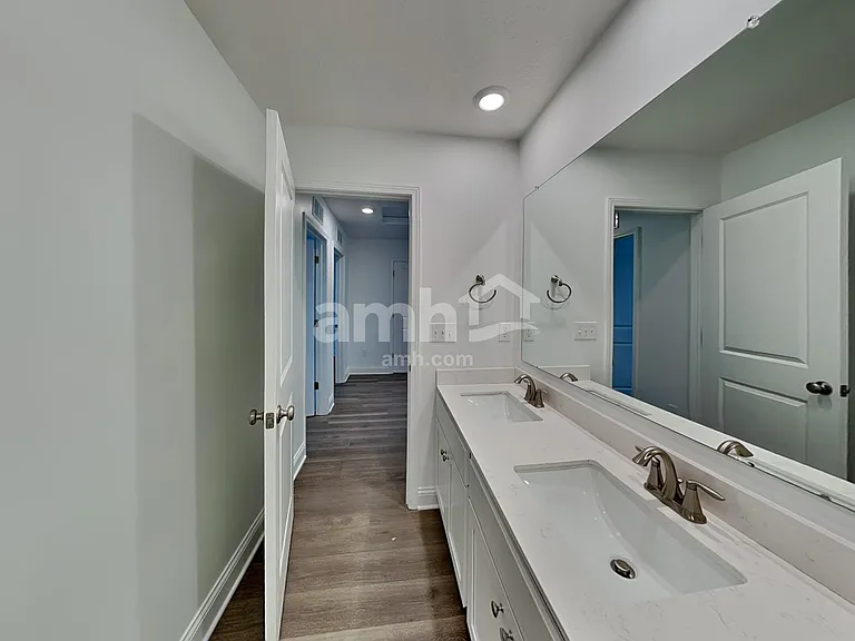 1343 Park Pl S — Photo 18