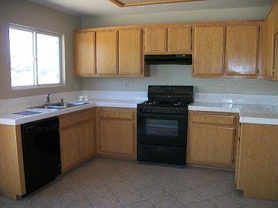 2nd image of 18065 Willow Ct