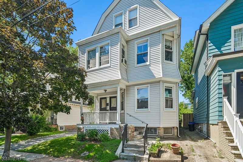 1st image of 24 Franklin Ave