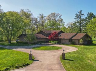 8494 W Mulligan Ln, Columbus, IN 47201