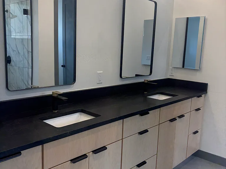 4545 N Doral Way — Photo 2