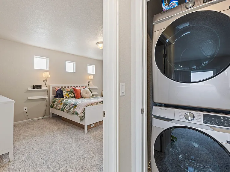 9440 Oro City Loop — Photo 25