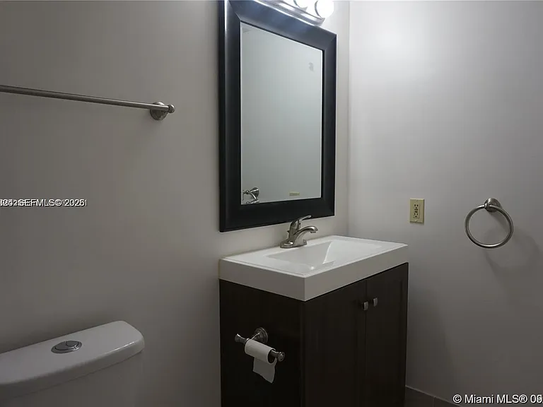 630 S Park Rd #27-3 — Photo 15
