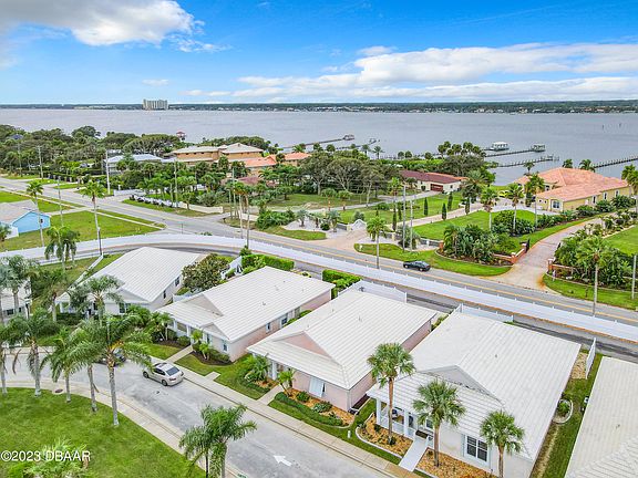 3rd image of 115 Key Colony Ct