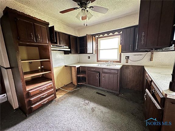 4th image of 11051 County Road C