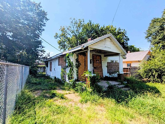2nd image of 993 Alaska St