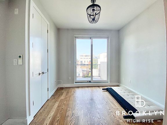 5th image of 2734 Snyder Ave #4F