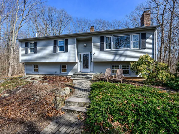 56 Brookwood Road, Guilford, CT 06437