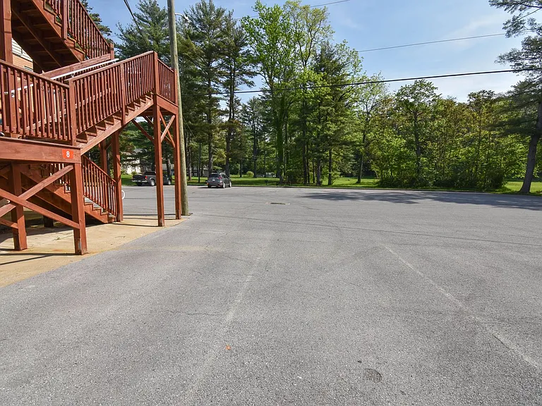 48 W Main St — Photo 23