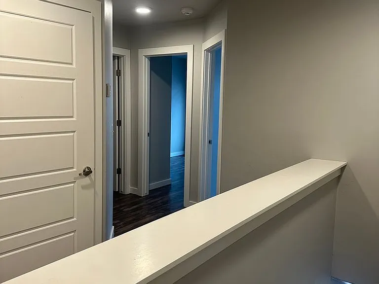 750 SW 14th St — Photo 14