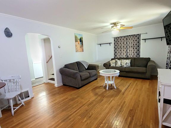 5th image of 3108 N Emery Ave