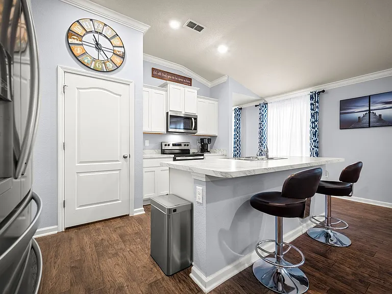6092 Bucking Bronco Dr — Photo 6