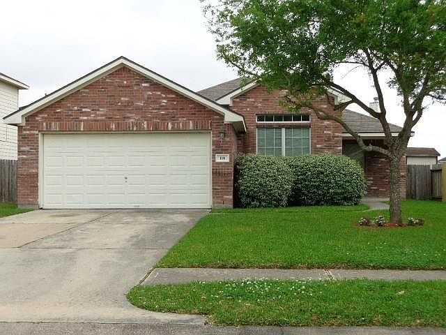 1st image of 118 S Heritage Oaks Dr