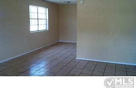 5th image of 10348 Redwood St
