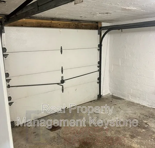 307 Greenlee Rd — Photo 5