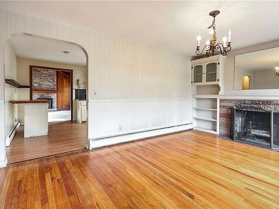 3rd image of 73 Allen Dr
