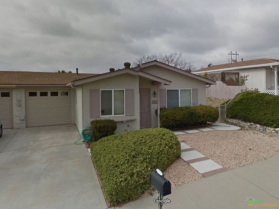 2nd image of 3652 Aqua Ln
