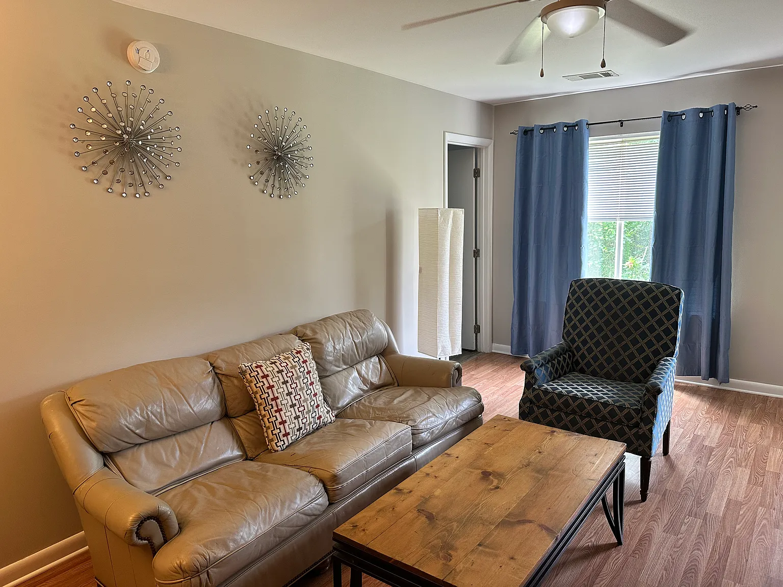 1351 Crab Orchard Dr — Photo 2