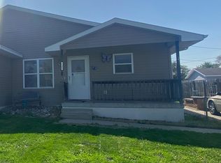 731 Rogers Ln, Fremont, NE 68025