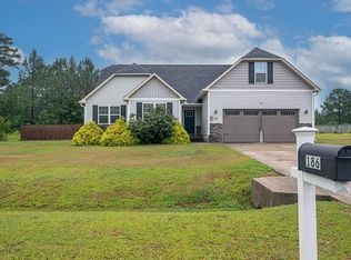 186 Peytons Ridge Dr, Hubert, NC 28539