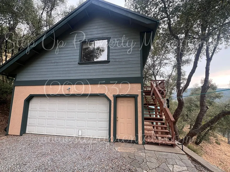 19399 Mira Monte Rd