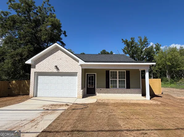 596 O'Neal St, Thomson, GA 30824