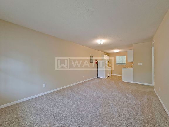 4th image of 1722 14th Ave S APT 202