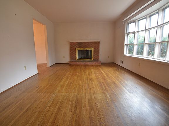 2nd image of 4626 Willet Dr