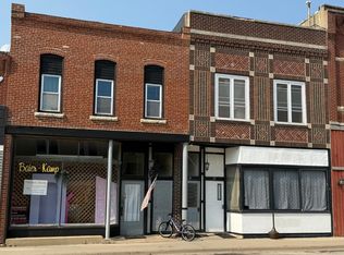 24 & 28 W Main St, Dodge Center, MN 55927