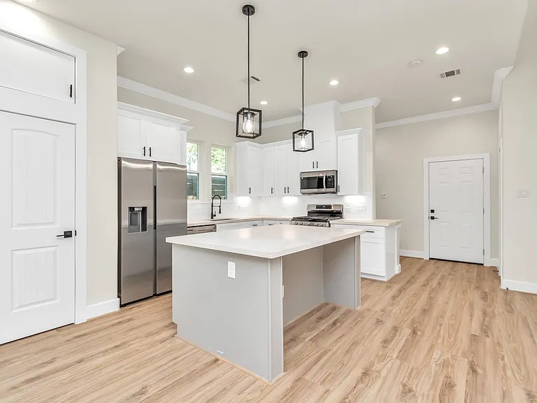 3105 McIlhenny St — Photo 10