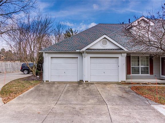 3rd image of 23572 Grist Mill Ct #2-1
