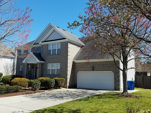 2nd image of 1029 Sandoval Dr