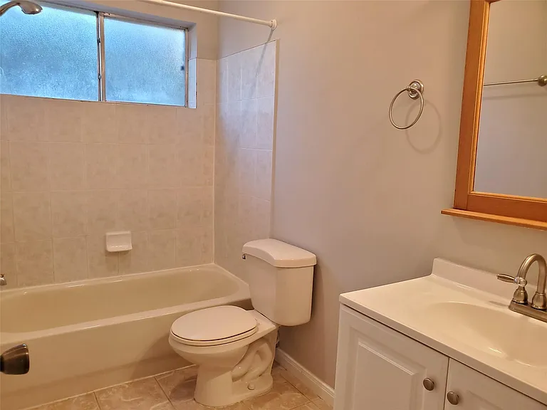16315 Thistleglen Dr — Photo 17