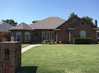 1809 Oaks Way, Oklahoma City, OK 73131