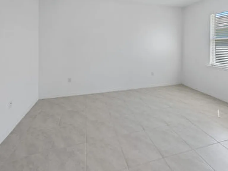 1093 Tranquil Brook Dr — Photo 8
