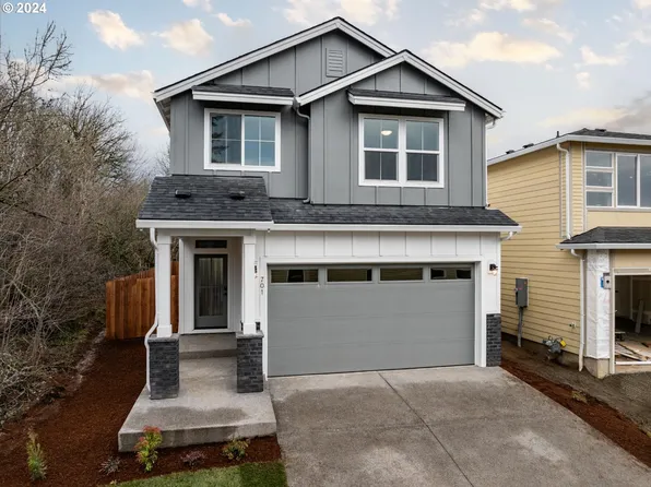 701 NW 174th St, Ridgefield, WA 98642