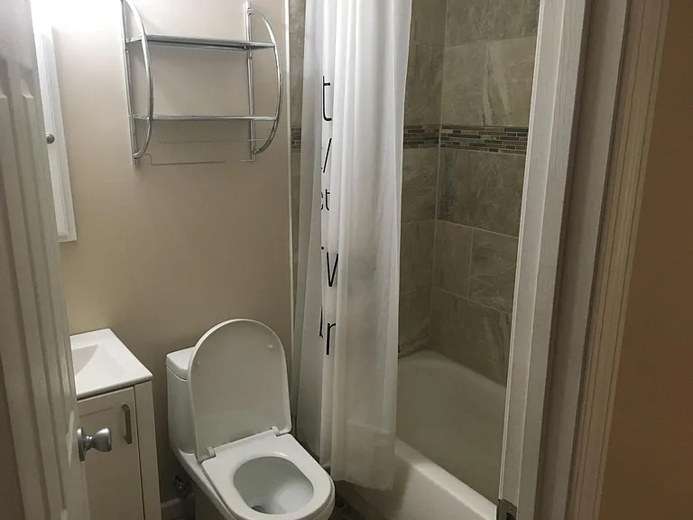 340 San Juan Dr #C — Photo 9