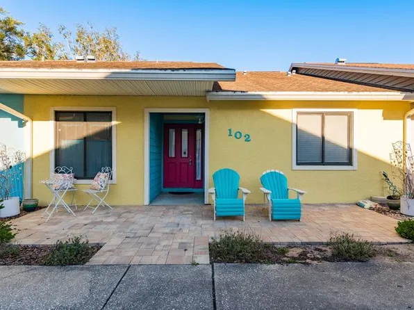102 Anclote Rd, Tarpon Springs, FL 34689
