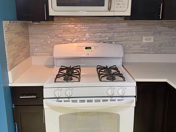 2nd image of 3551 W Beach Ave