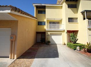 2072 Seawind Ct, Melbourne, FL 32903